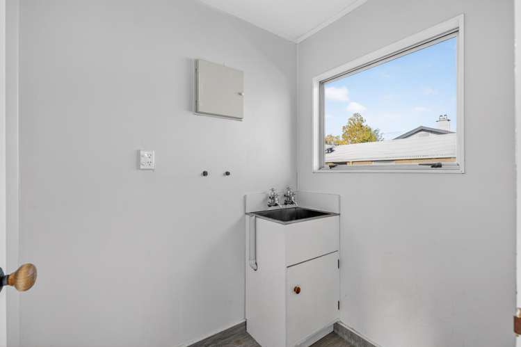 8B Frances Street Hamilton East_9