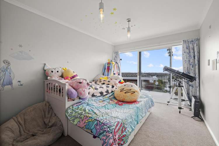 14 Huntsbury Avenue_5