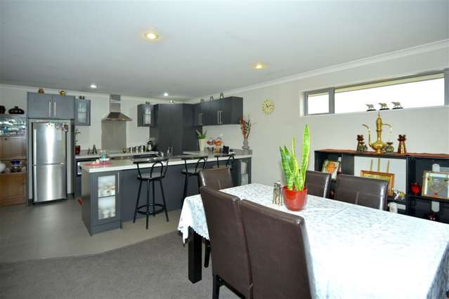 35 Sullivan Avenue Woolston_2