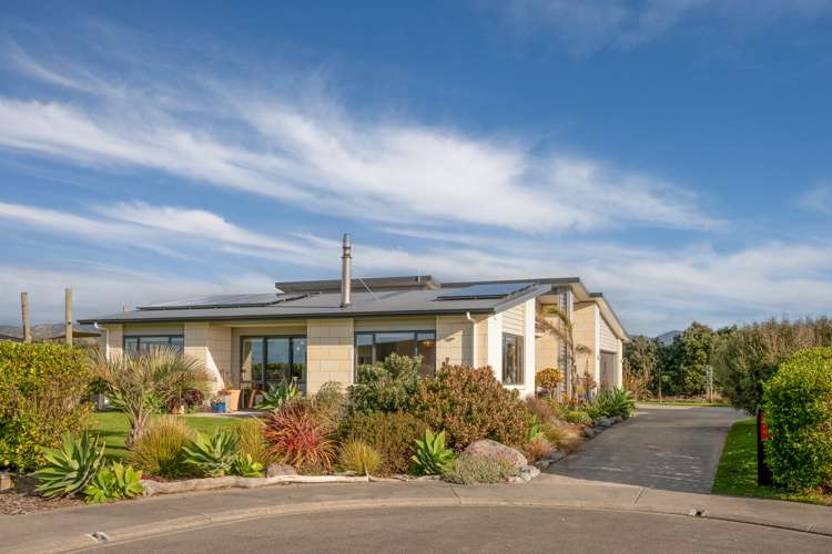 18 Takahe Drive Paraparaumu Beach_40