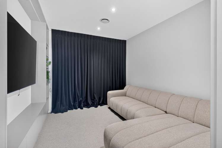 5 Howard Road Eastbourne_36