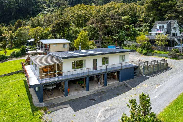 3 Sandy Bay Road Kenepuru Sound_5