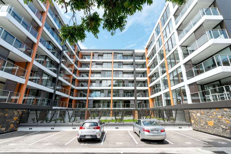 111/10 Lion Place_2