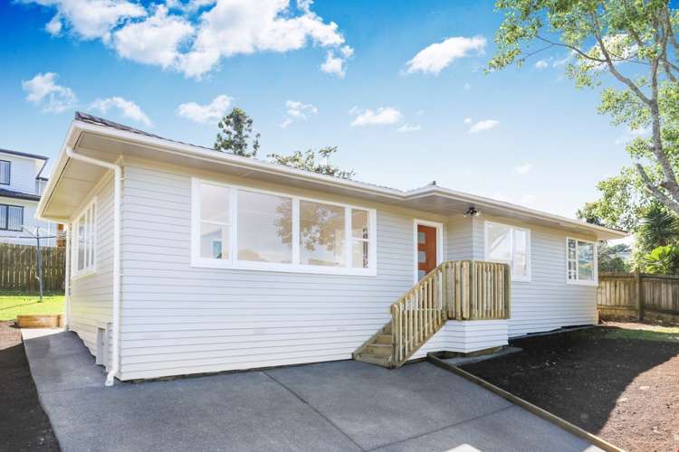 8a Commodore Drive Lynfield_0