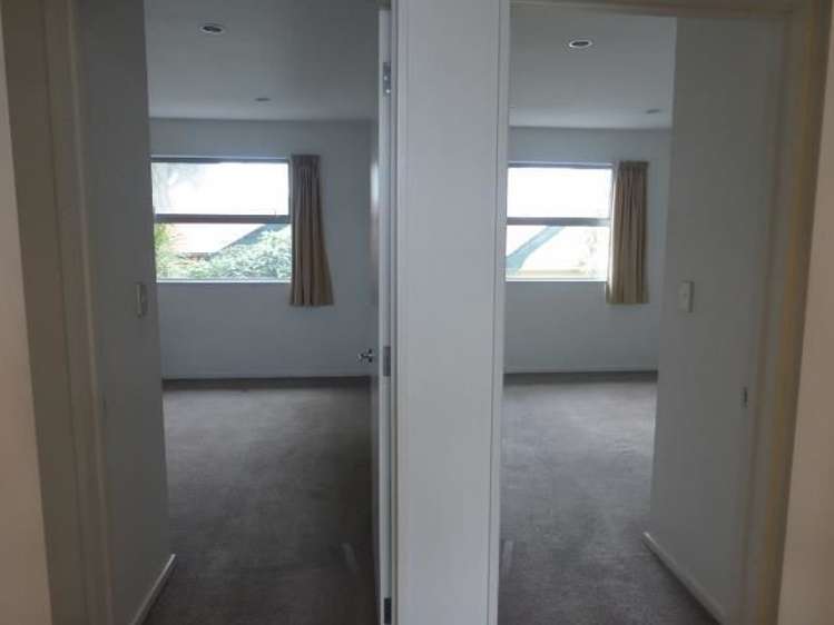 5/502 Hereford Street Linwood_4