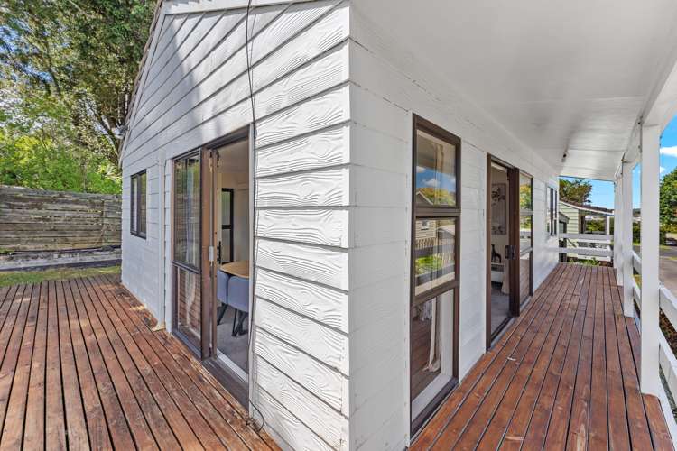 2/12 Carlton Road Pukekohe_13