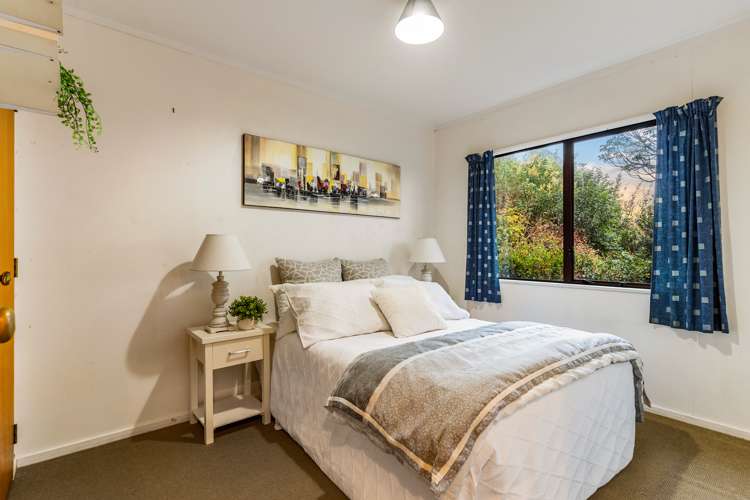 2/9 Varlene Terrace Forrest Hill_12