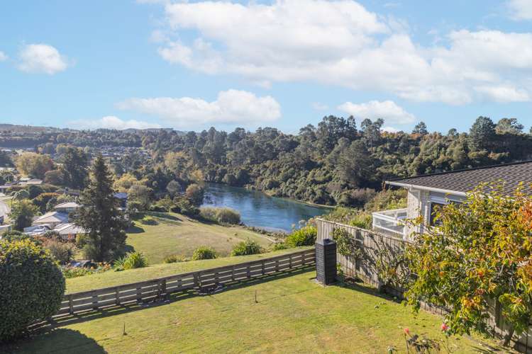 2/174 Spa Road Taupo_8