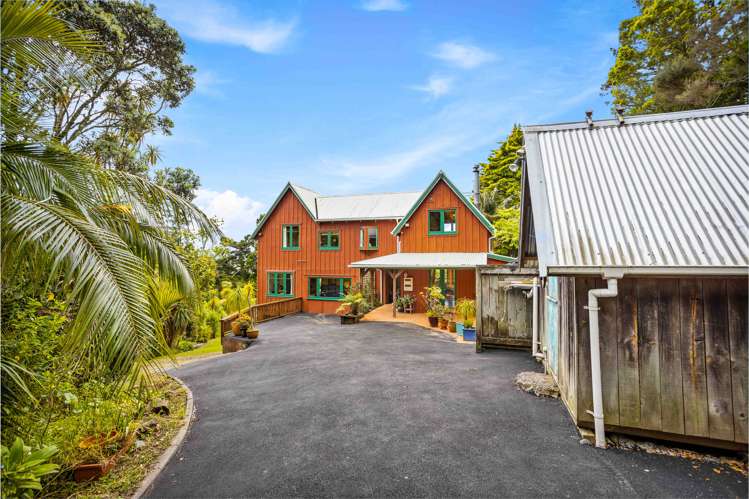 149d Glengarry Road Glen Eden_1