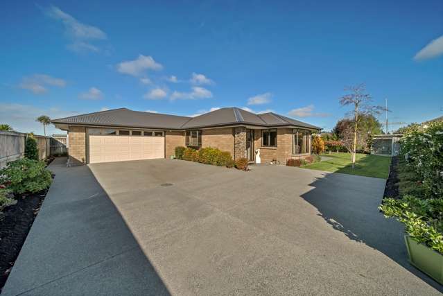Cul De Sac Location with Space to Entertain.