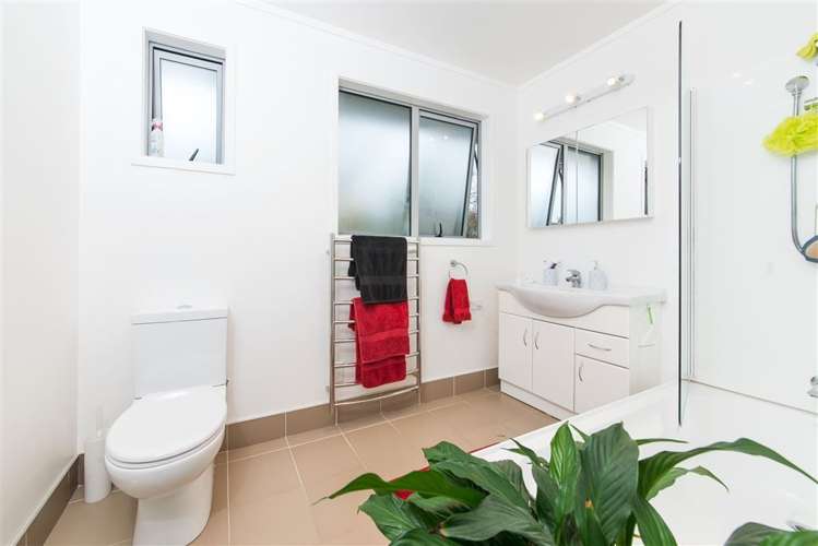 33 Chilcott Road Henderson_14