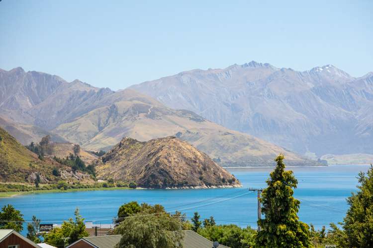 49 Parry Crescent Lake Hawea_3
