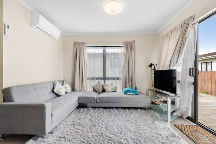 58A Maplesden Drive Clendon Park_5