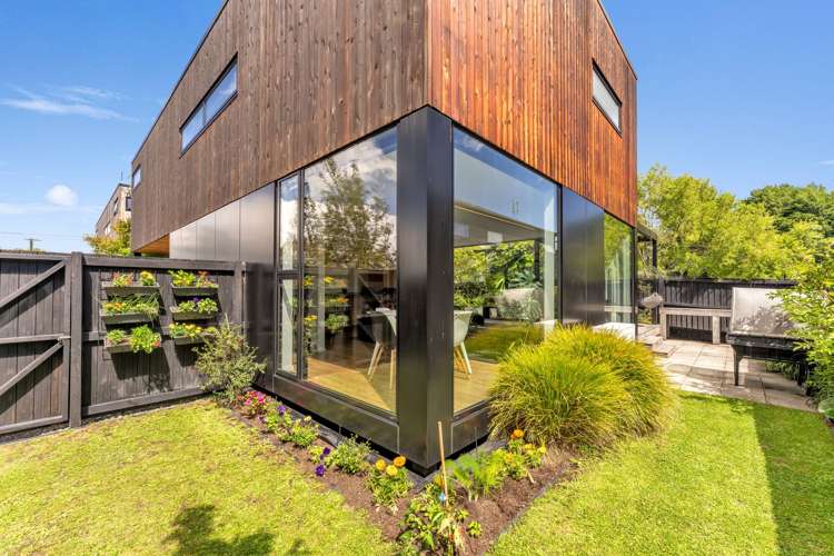 53b Edward Avenue St. Albans_31