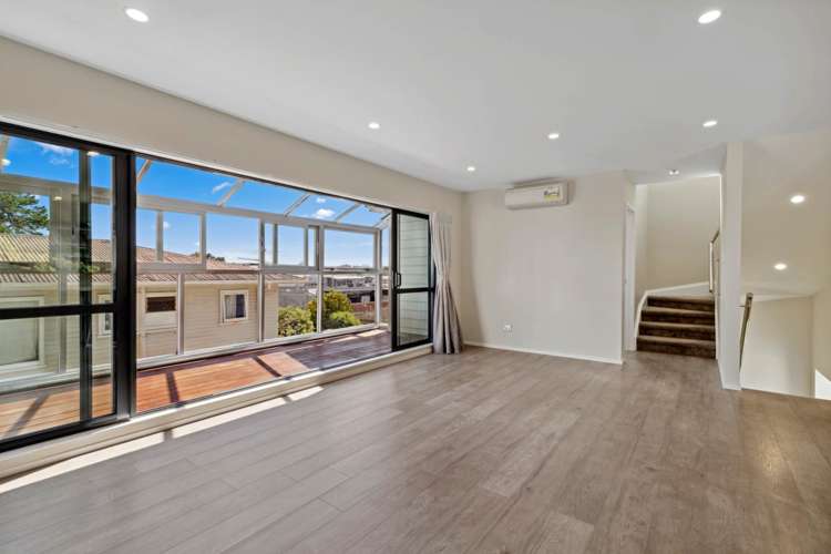 14a Woodall Place Totara Vale_9