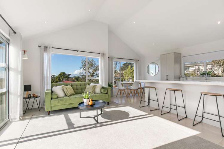 2/47 Birkdale Road Birkdale_0