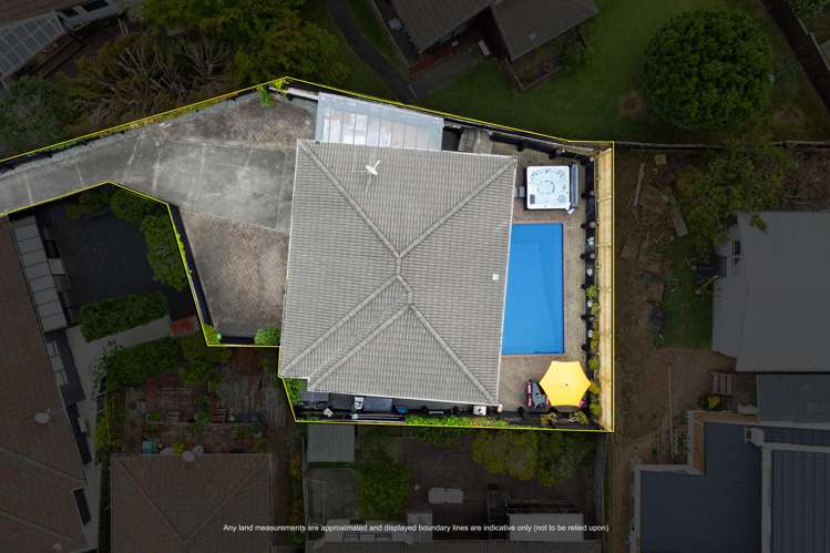 3 Pinewood Grove Botany Downs_30