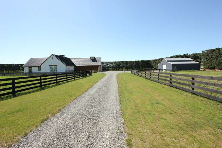 712 Highfield Road Darfield_5