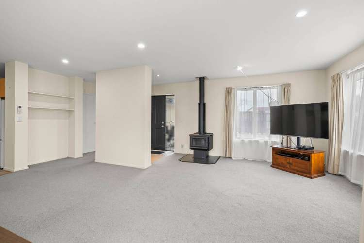 17 Bowen Street_2