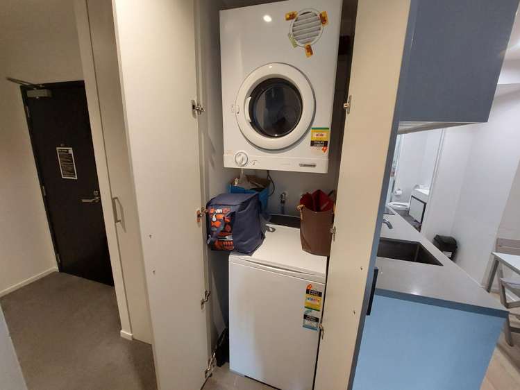 8 Airedale Street 10015_5