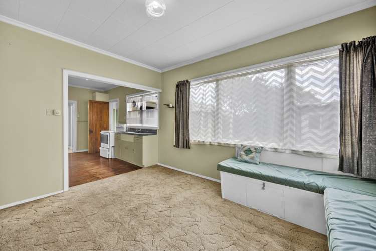 77 Victoria Street Hawera_6