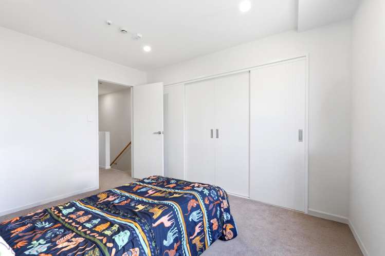 8/35 Centreway Road Orewa_7