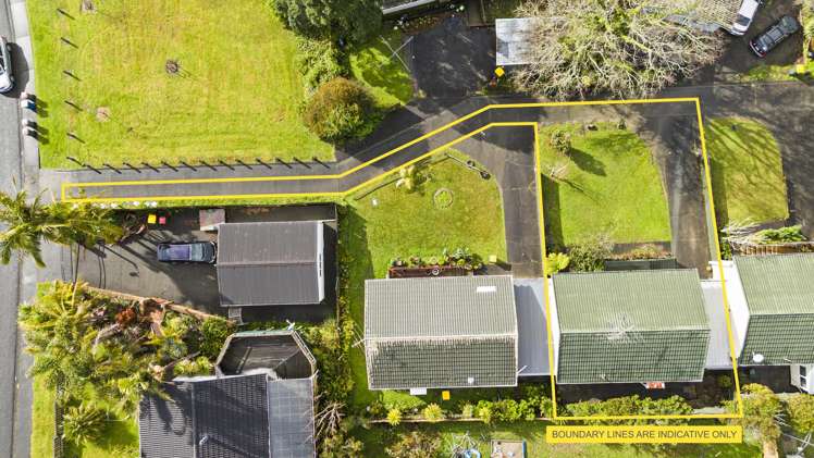 2/12 Roick Parade Glen Eden_11