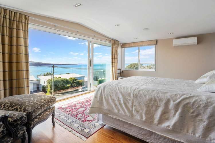 81 Seacliffe Avenue Narrow Neck_13