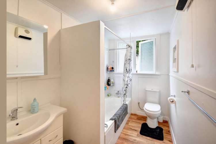 2 Dunedin Street Milton_17