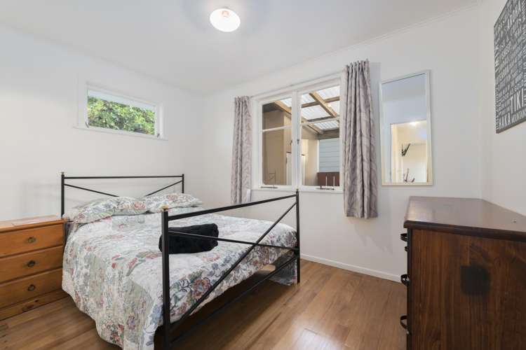 21 Arlette Place Massey_9