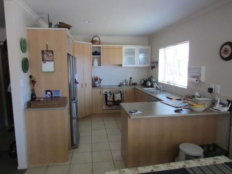 46/1 Piriti Drive Te Atatu Peninsula_4