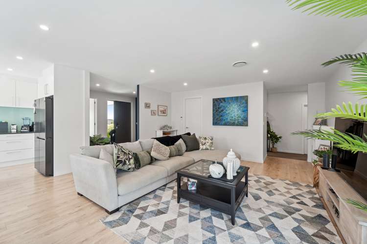 2 Pommes Way Silverdale_3