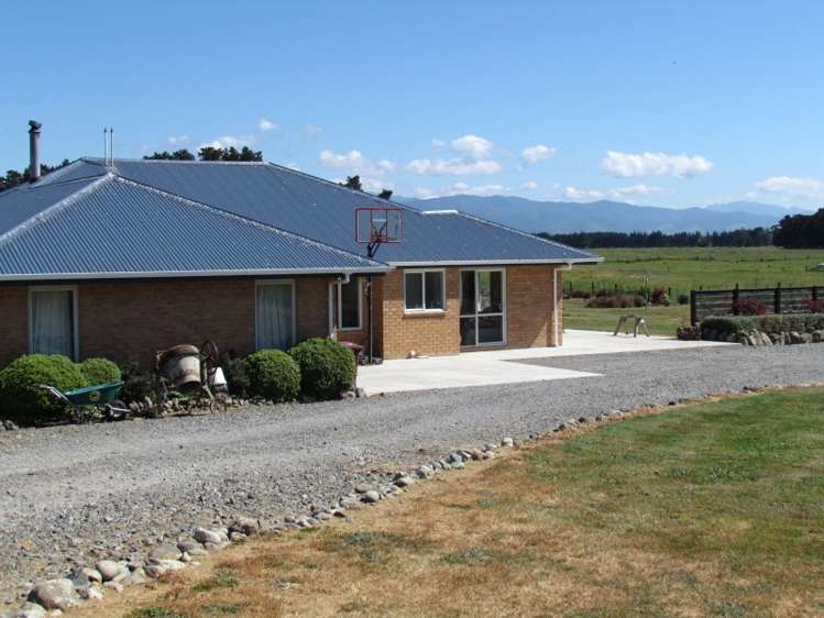 1076 Kahutara Road Kahutara_22