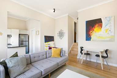 2A MacDonald Crescent_1