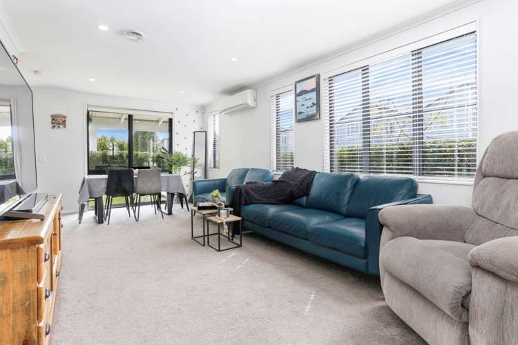 69 Saddleback Crescent Papakura_5