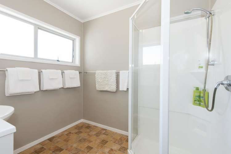 2/1 Rata Road Devonport_11