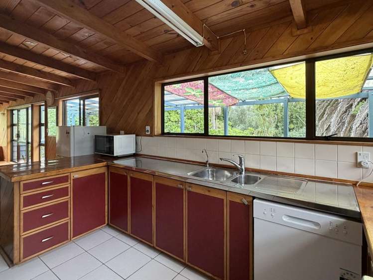 142 Takahe Road/ 2 Kaka St Ahipara_8