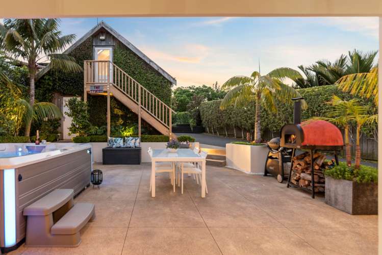 11 Shoal Bay Road Devonport_1