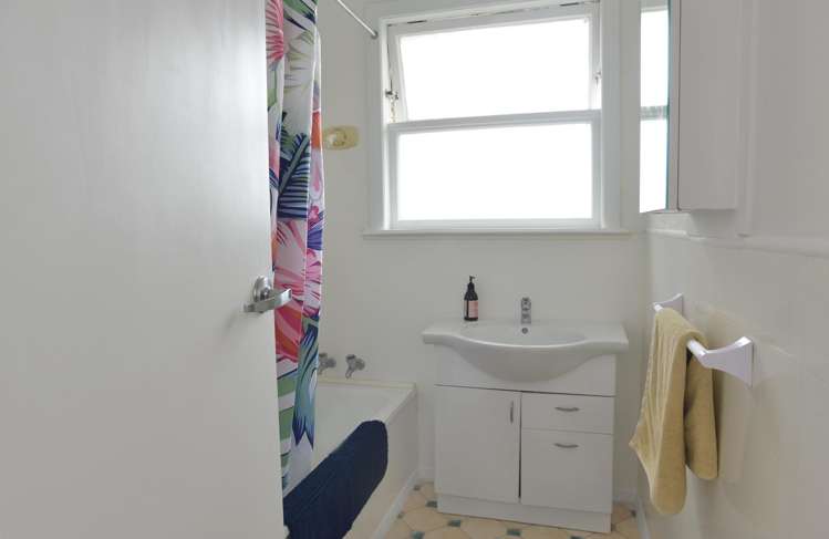 63 Victoria Street Carterton_8