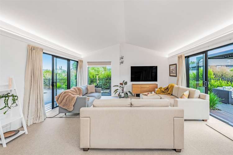 10 Kinnerton Lane Casebrook_8