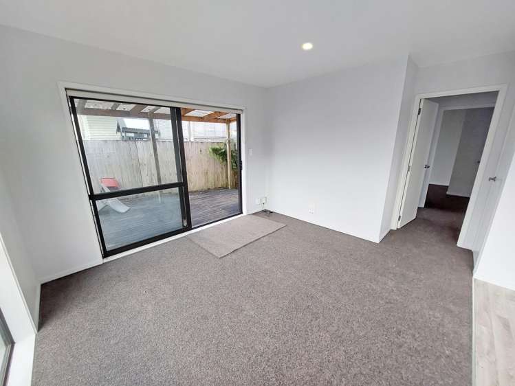  A/32 Fairlight Place Manurewa_2