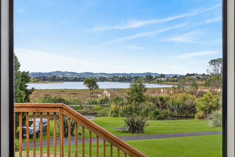 13 Coach Drive Otumoetai_21