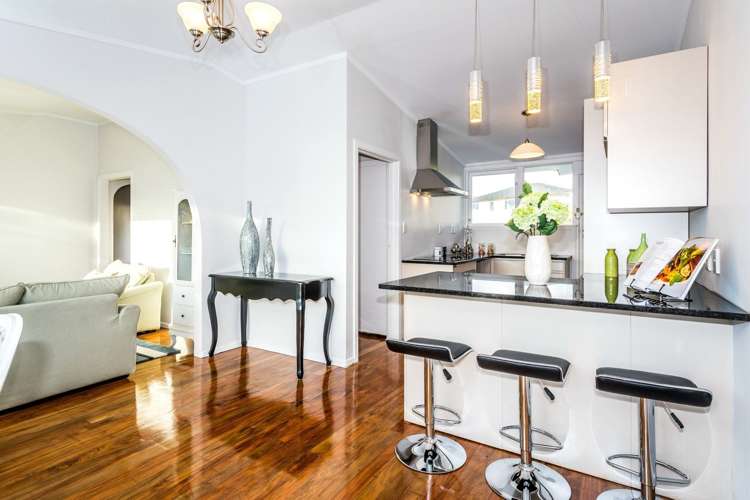 15b Camellia Place Mount Roskill_5