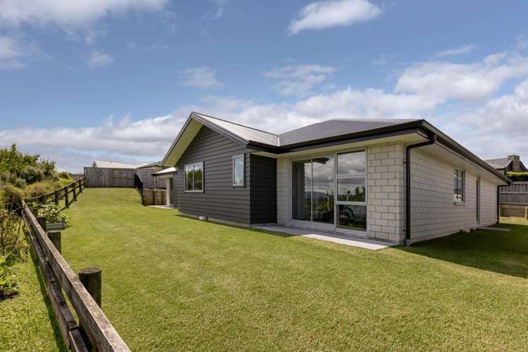 14 Anglers Way Omokoroa_32