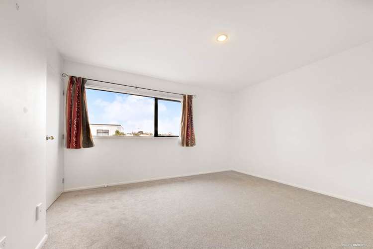 4/1 Briar Way New Lynn_6