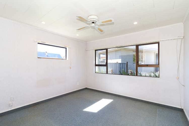 28 Perry Crescent Greenmeadows_7