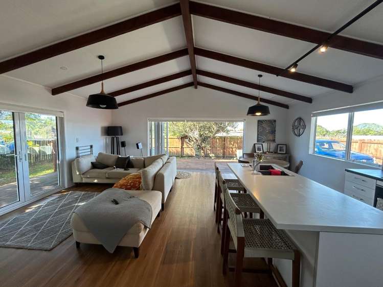 22a Opal Drive 1131_0