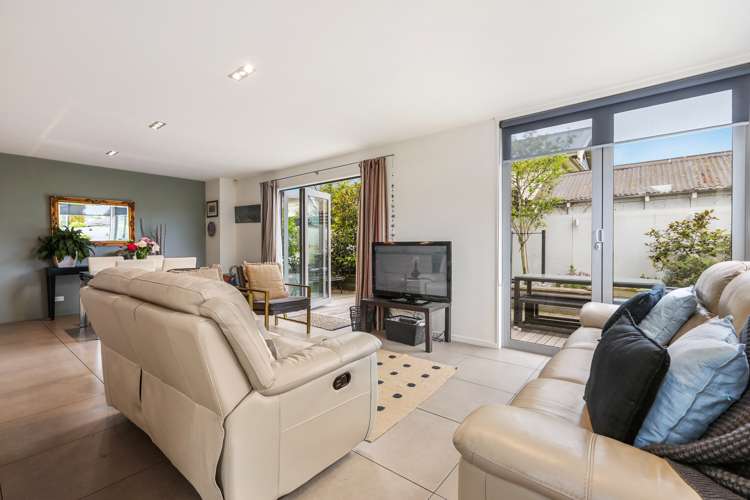 29a Geraldine Street Edgeware_1