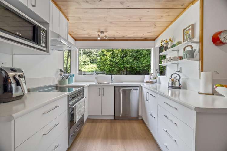 10 Wharetoroa Drive Rotoiti Forest_9