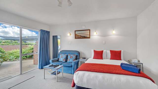 402 Main North Road Redwood_3